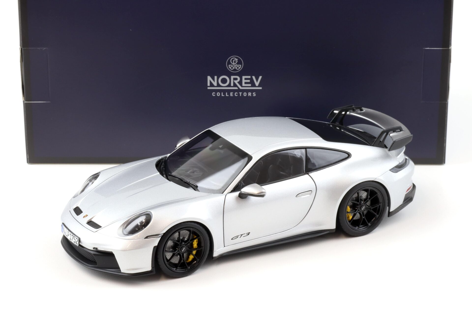 1:18 Norev Porsche 911 (992) GT3 Coupe silver metallic 2021 - Limited 300 pcs.
