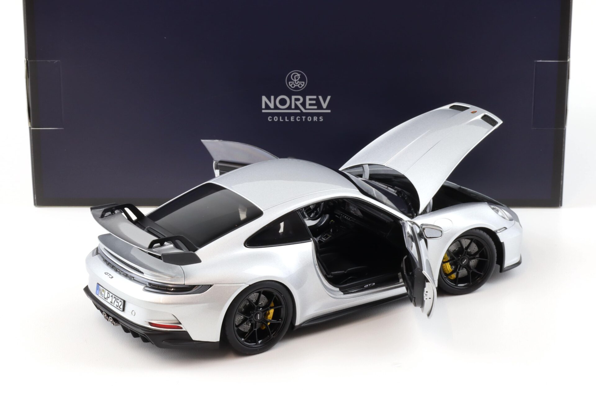 1:18 Norev Porsche 911 (992) GT3 Coupe silver metallic 2021 - Limited 300 pcs.