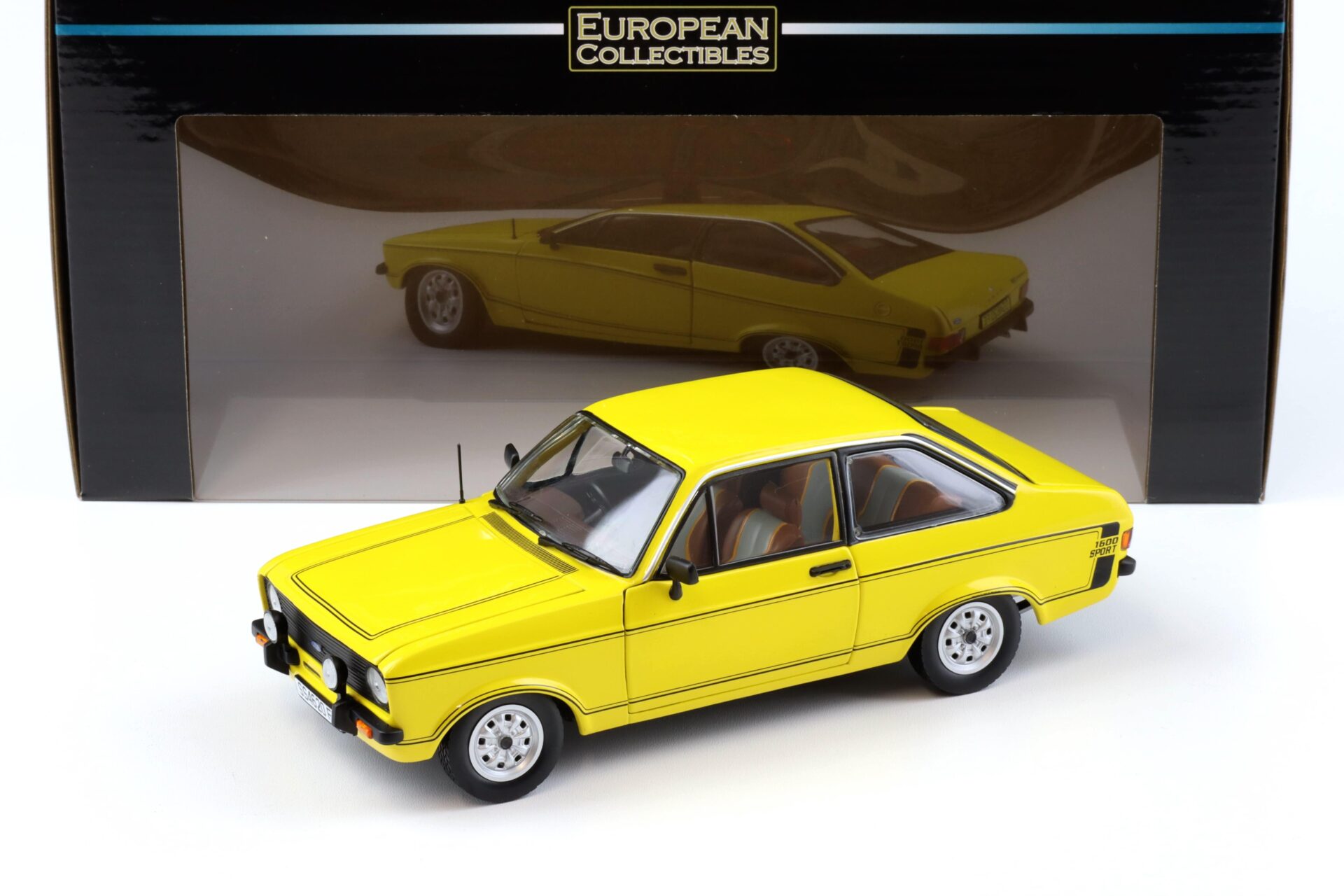 ID 93942 orig.jpg 1:18 Sun Star Ford Escort MKII Sport 1975 Signal yellow