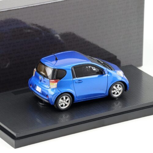 1:43 Ebbro Toyota IQ blue metallic 2009