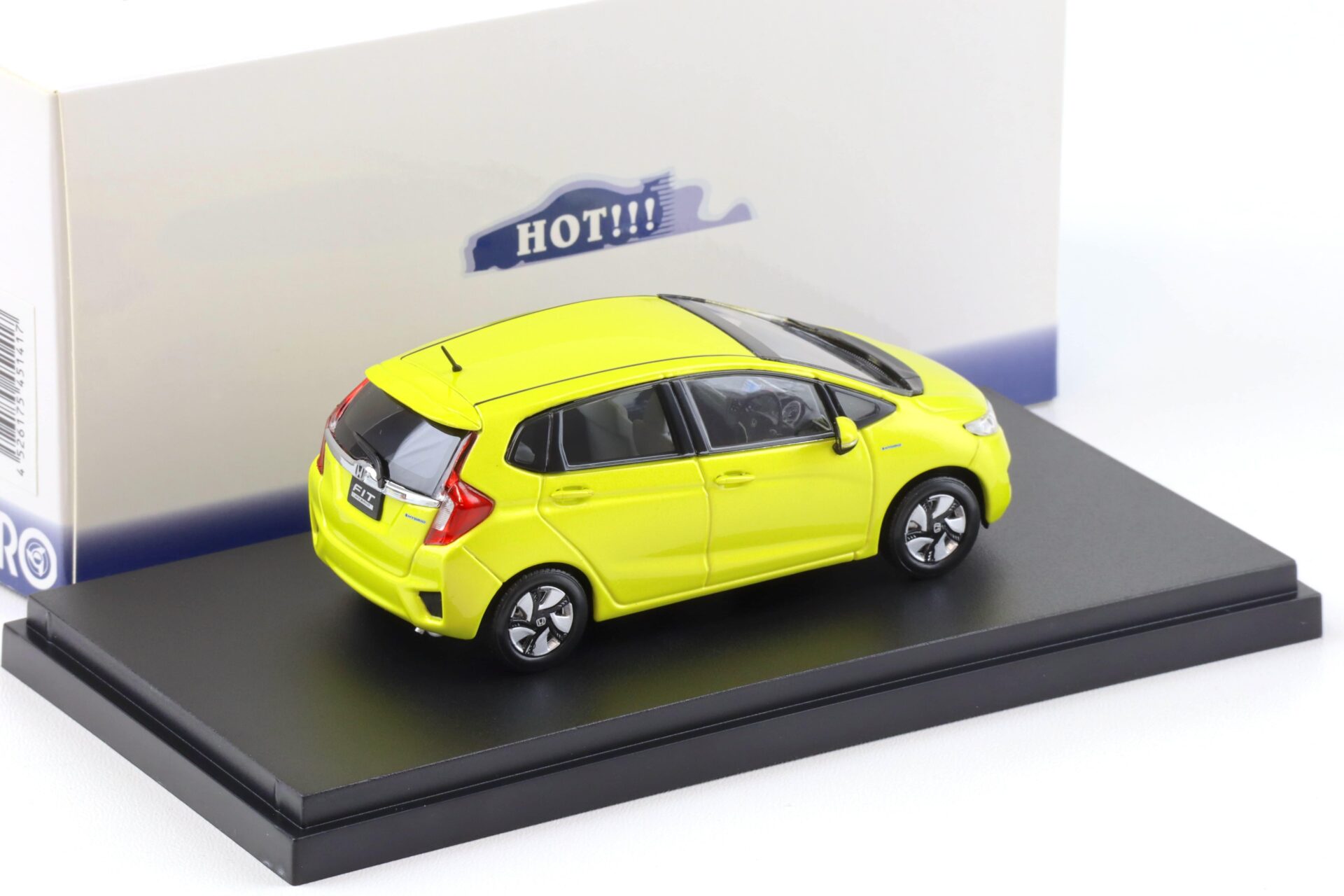 1:43 Ebbro Honda Fit Hybrid 2010 Attract yellow pearl
