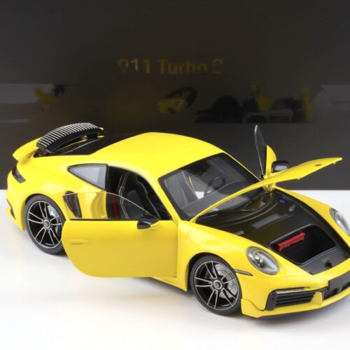 1:18 Minichamps Porsche 911 (992) Turbo S Coupe Sport Design 2021 yellow