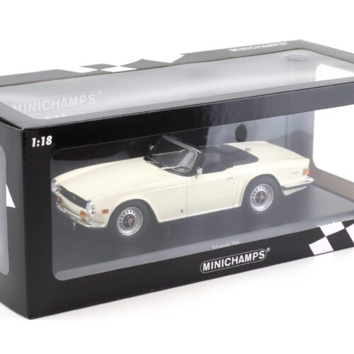 1:18 Minichamps Triumph TR6 Roadster 1969 LHD white
