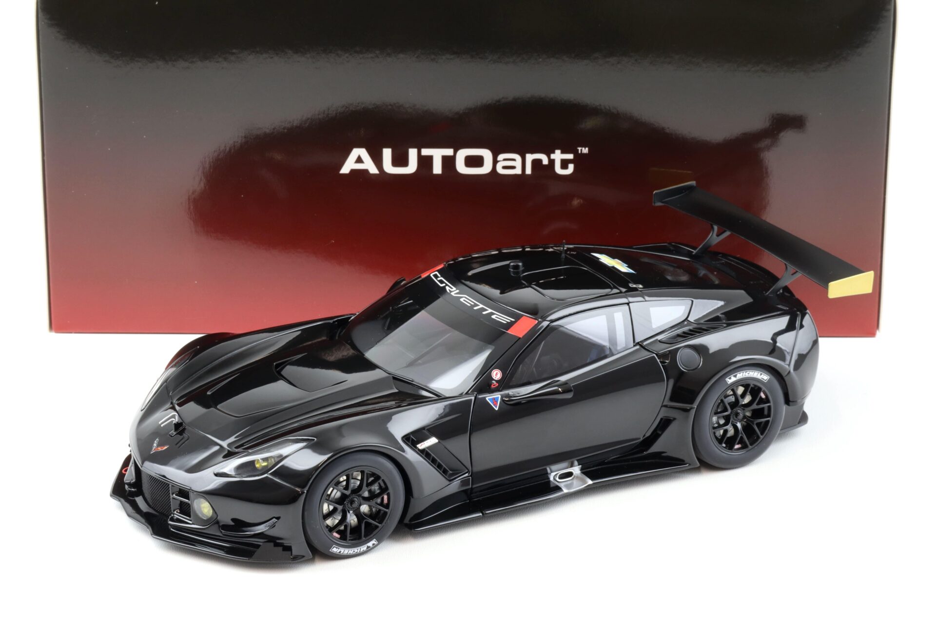 1:18 AUTOart Chevrolet Corvette C7.R Plain Body Version Glossy black 81651