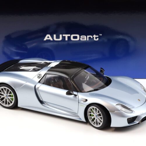 1:18 AUTOart Porsche 918 Spyder Weissach Package 2013 Liquid metal chrome blue 77923