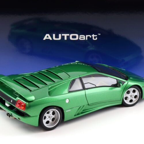 1:18 AUTOart Lamborghini Diablo SE30 Verde Mic/ metallic green 79150 - Image 3