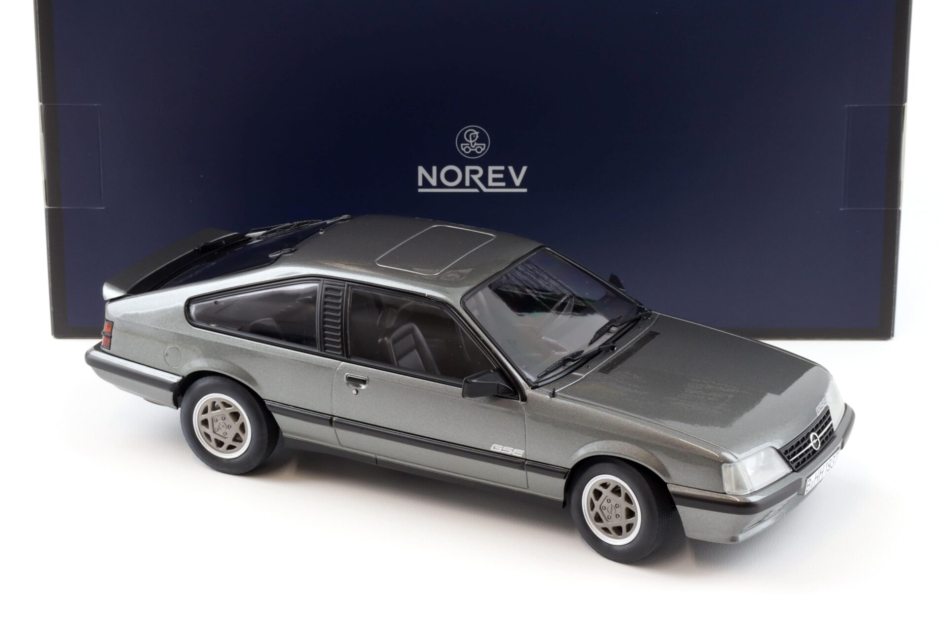 1:18 Norev Opel Monza GSE 1984 Anthracite metallic - Limited 200 pcs.