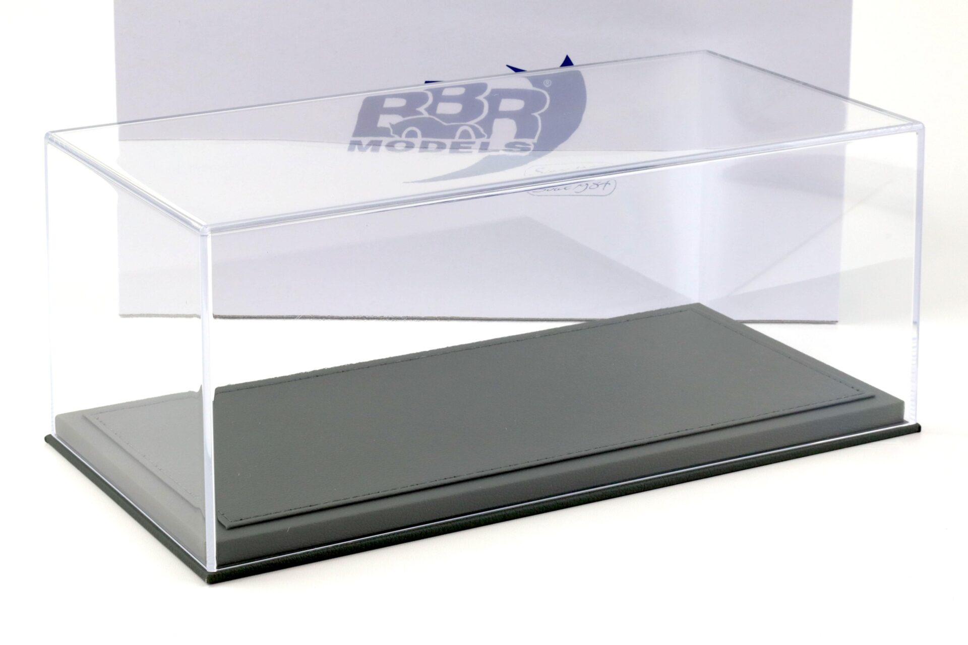1:18 BBR Vitrine Show Case Display Case with grey Base VET1803A1