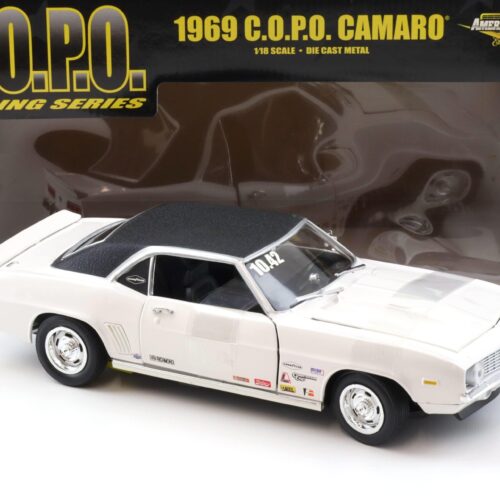 1:18 ERTL 1969 Chevrolet COPO Camaro white/ black Hobby Edition 36677