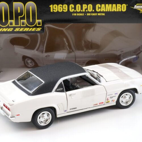 1:18 ERTL 1969 Chevrolet COPO Camaro white/ black Hobby Edition 36677