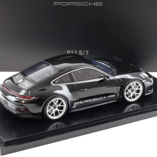 1:18 Spark Porsche 911 (992) S/T Coupe black/ silver wheels 2023 WAP DEALER