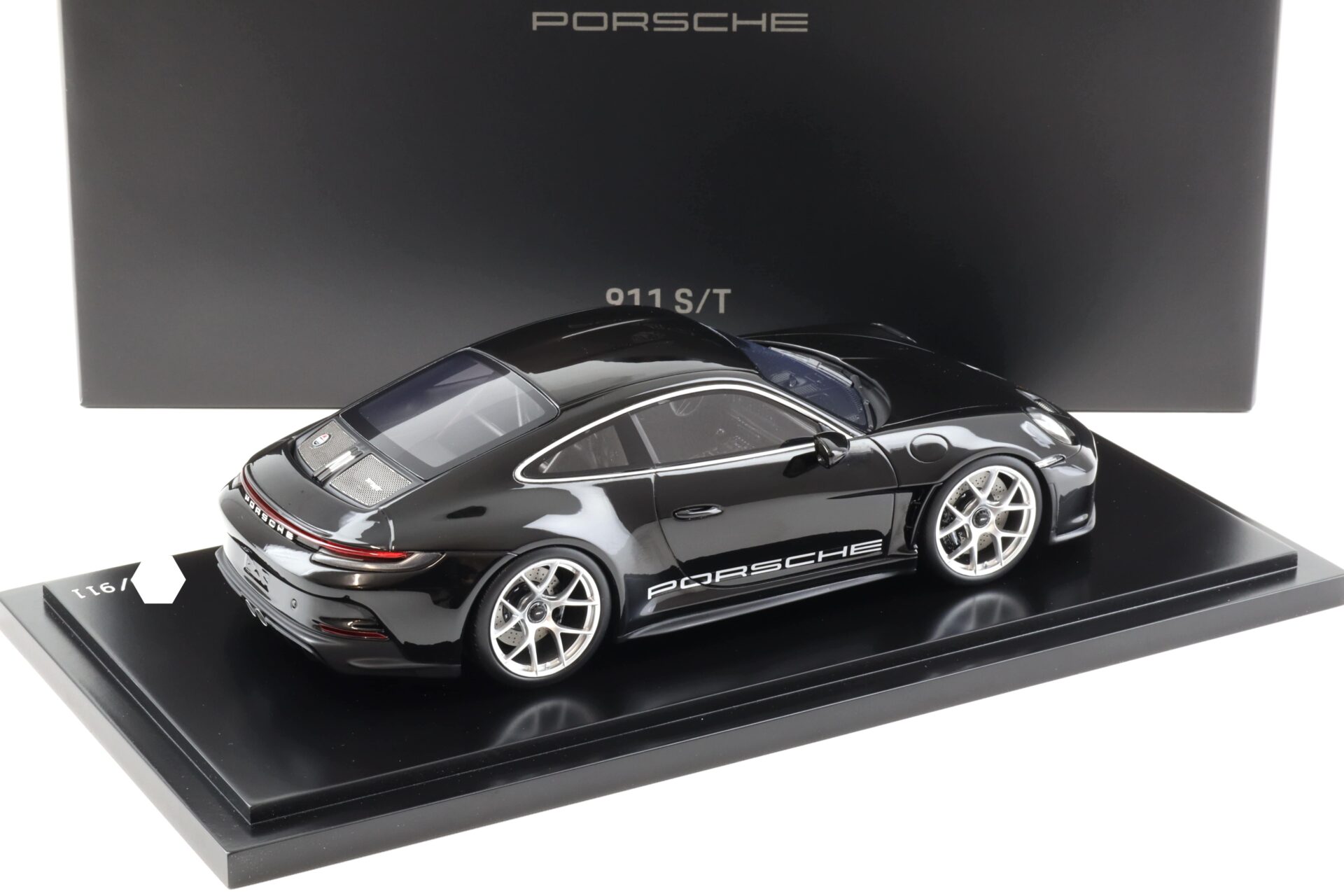 1:18 Spark Porsche 911 (992) S/T Coupe black/ silver wheels 2023 WAP DEALER