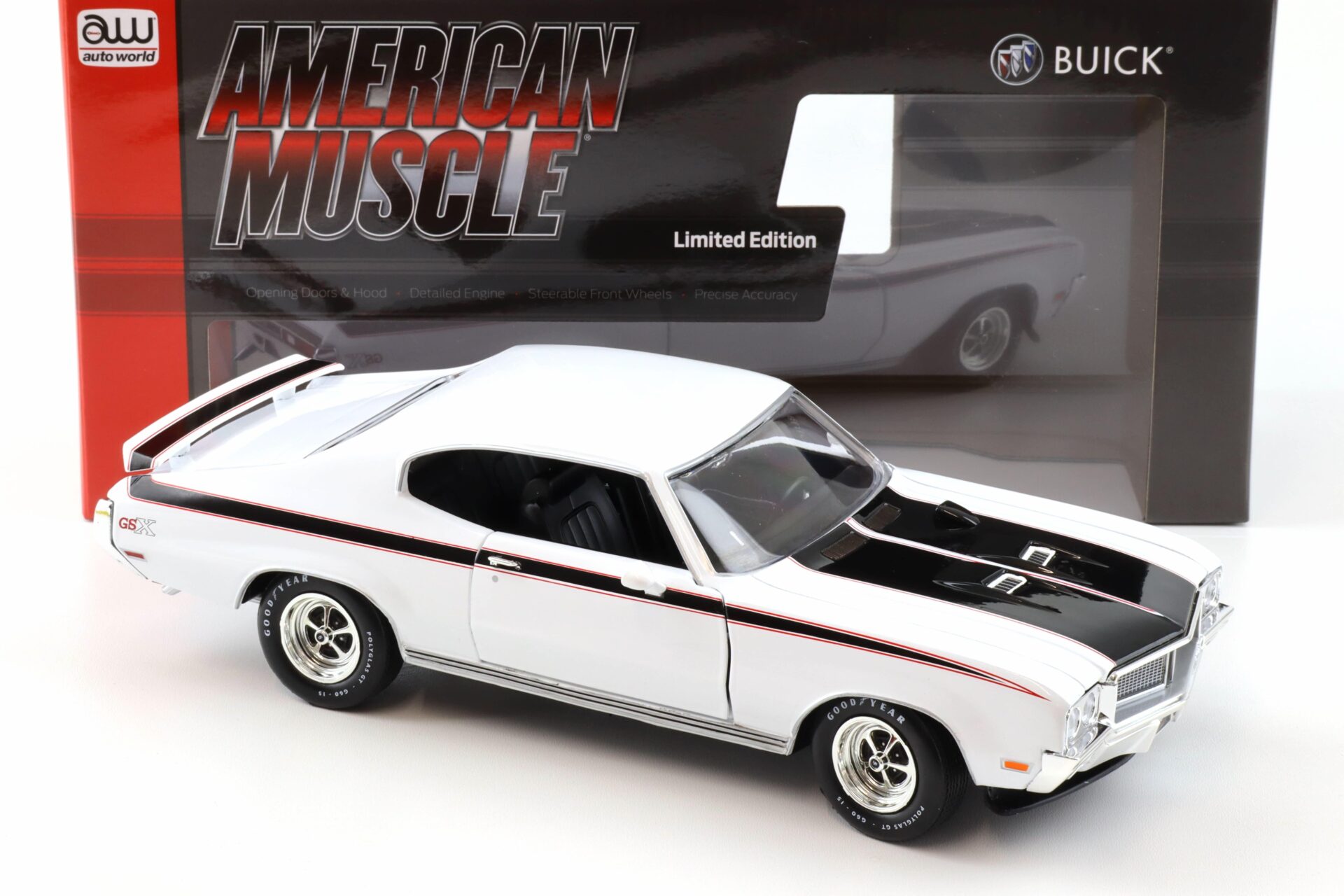1:18 Auto World 1970 Buick GSX Coupe MCACN white