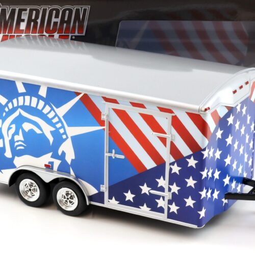 1:18 Auto World Four Wheel Enclosed Trailer Anhänger Patriotic USA red/white/blue