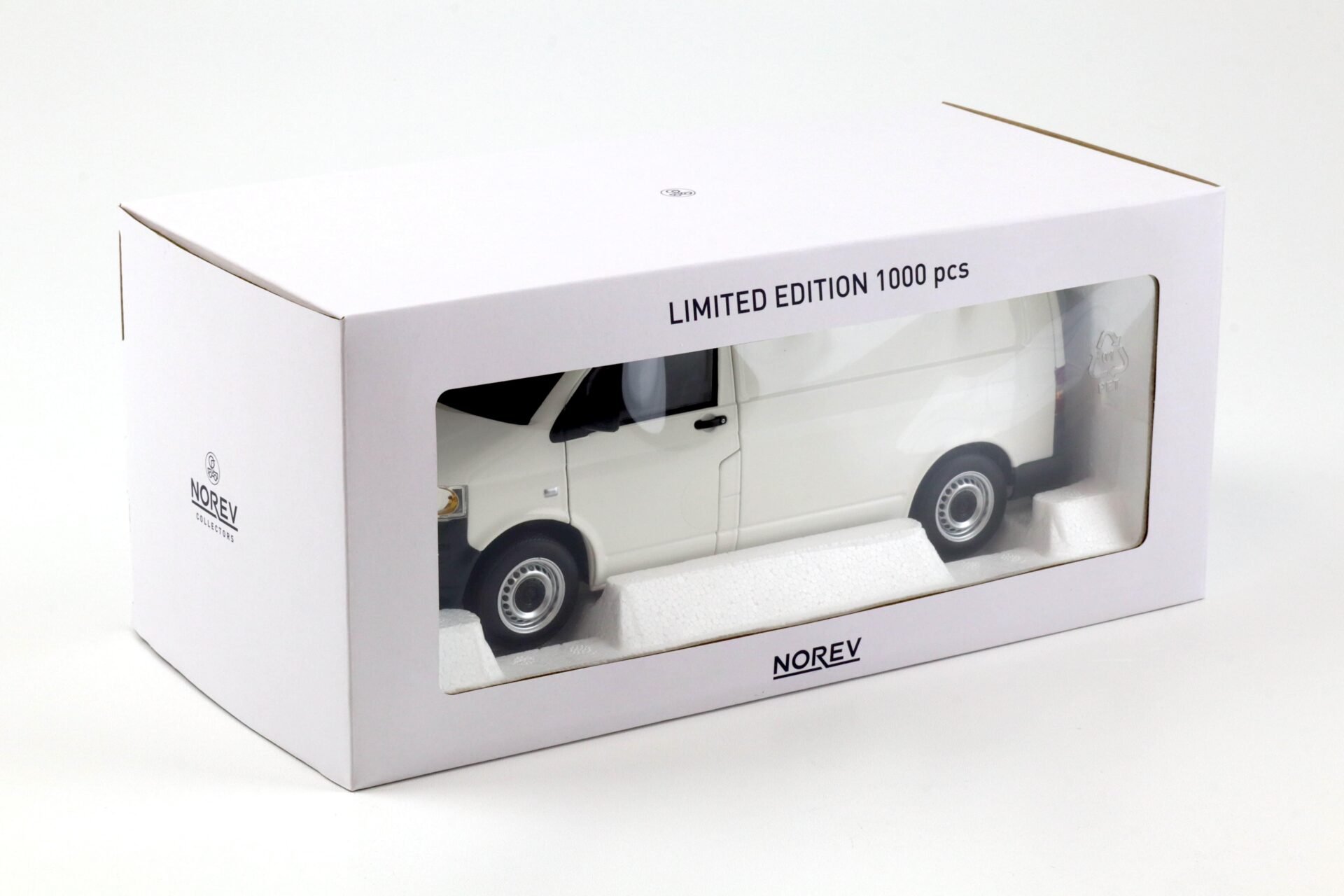1:18 Norev VW T5 Transporter Kasten 2003 white - Limited 1000 pcs.