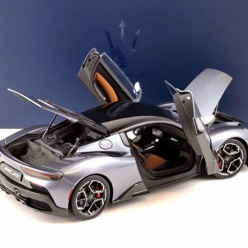 1:18 BBR Maserati MC20 Coupe 2020 Grigio Misterio/ Gloss black roof Die-Cast HE180051F