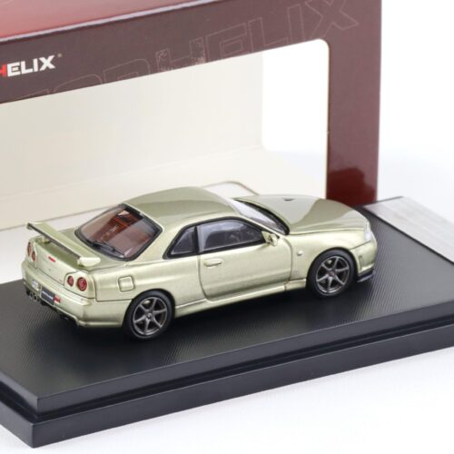 1:64 Motorhelix Nissan Skyline GT-R R34 V Spec II Millenium Jade M63405