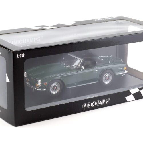 1:18 Minichamps Triumph TR6 Roadster 1969 LHD dark green