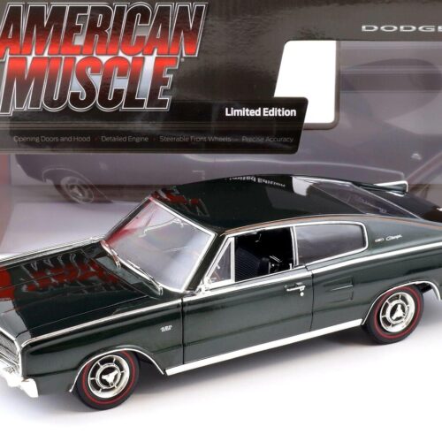 1:18 Auto World 1966 Dodge Charger Hardtop MCACN GG1 dark green