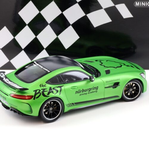 1:18 Minichamps Mercedes AMG GT-R 2017 RINGTAXI Nürburgring the Beast green