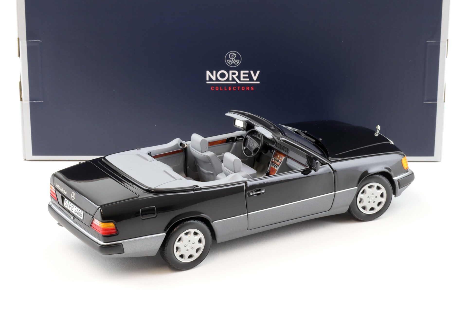 1:18 Norev Mercedes 300 CE-24 A124 Convertible 1990 black 183566