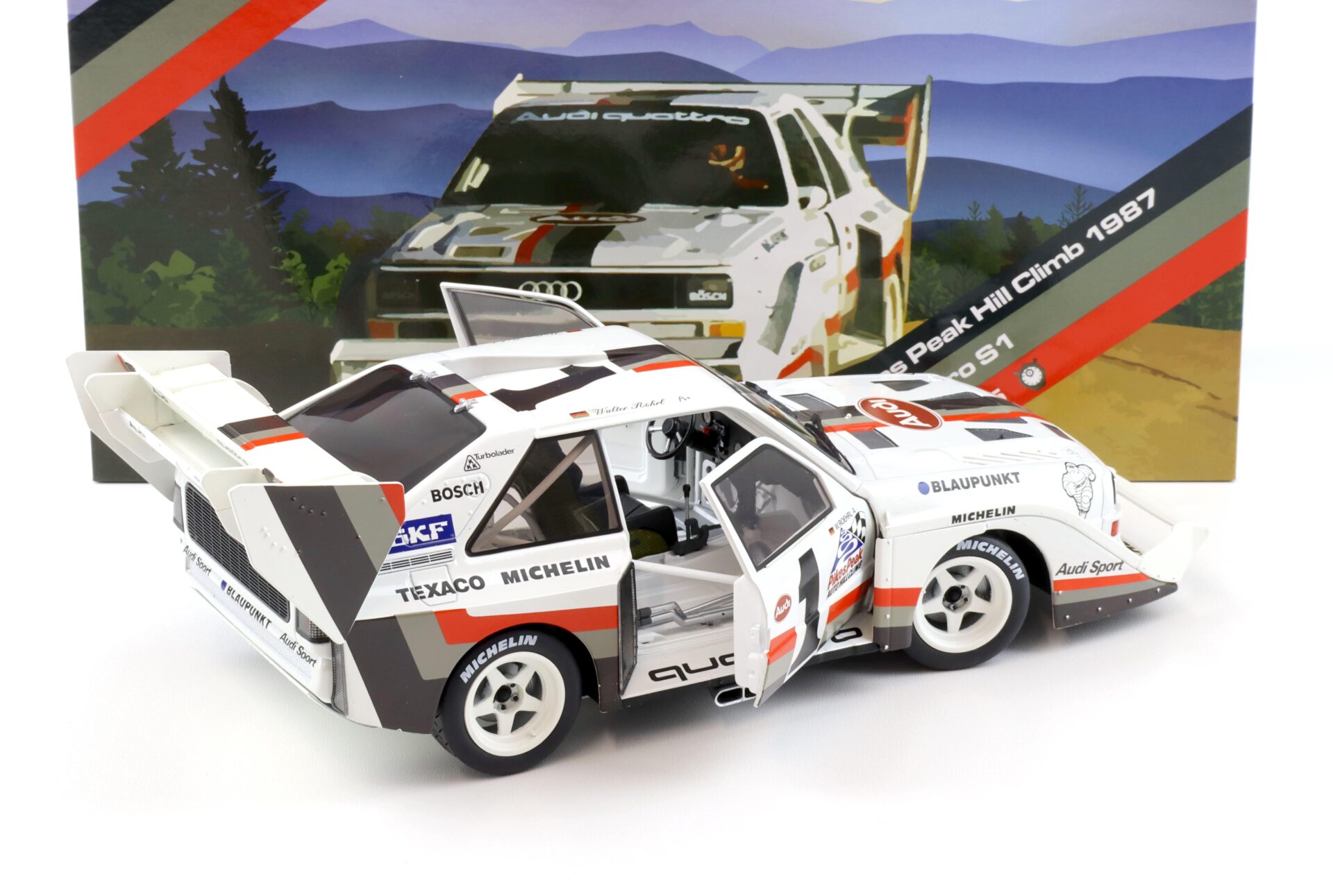 1:18 WERK83 Audi Sport Quattro S1 E2 Winner Pikes Peak 1987 Walter Röhrl #1 Collectors Box