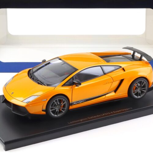 1:18 AUTOart Lamborghini Gallardo LP570-4 Superleggera arancio borealis/ orange 74656