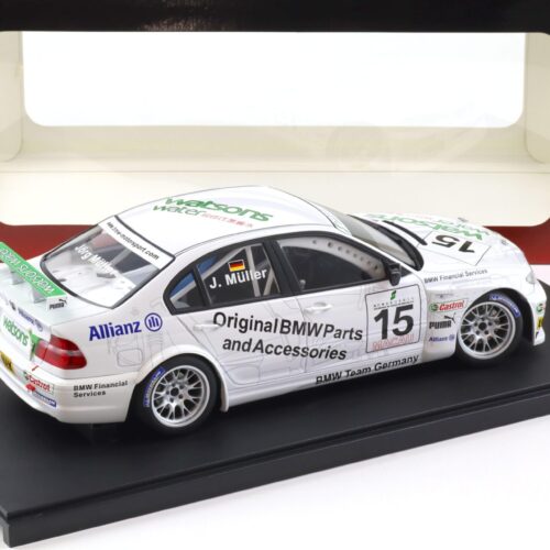 1:18 AUTOart BMW 320i (E46) Macau Guia Race 2004 Winner #15 J.Müller 80449