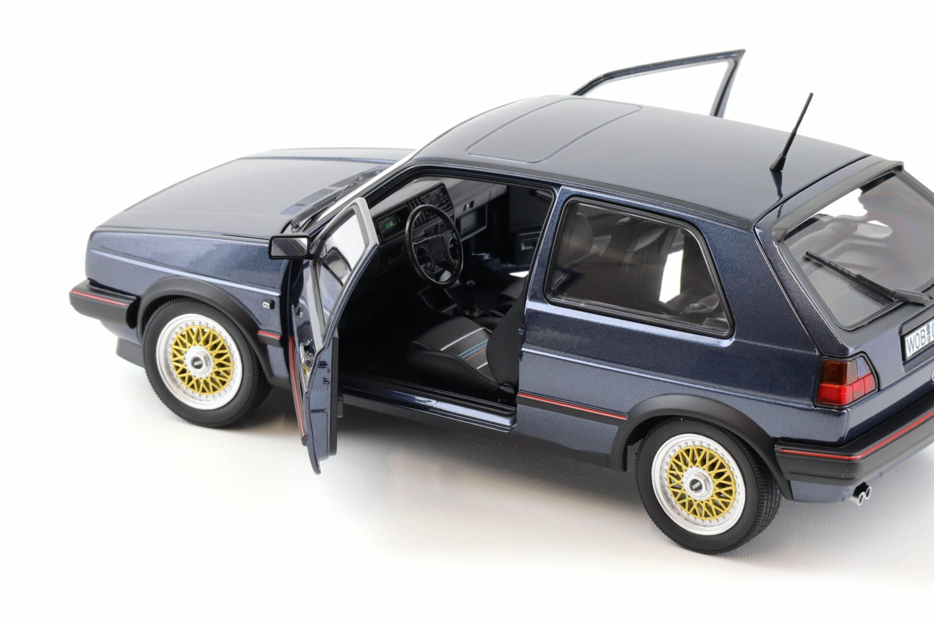 1:18 Norev VW Golf 2 GTI 1988 Helios blue metallic 188563 - Limited 500 pcs.