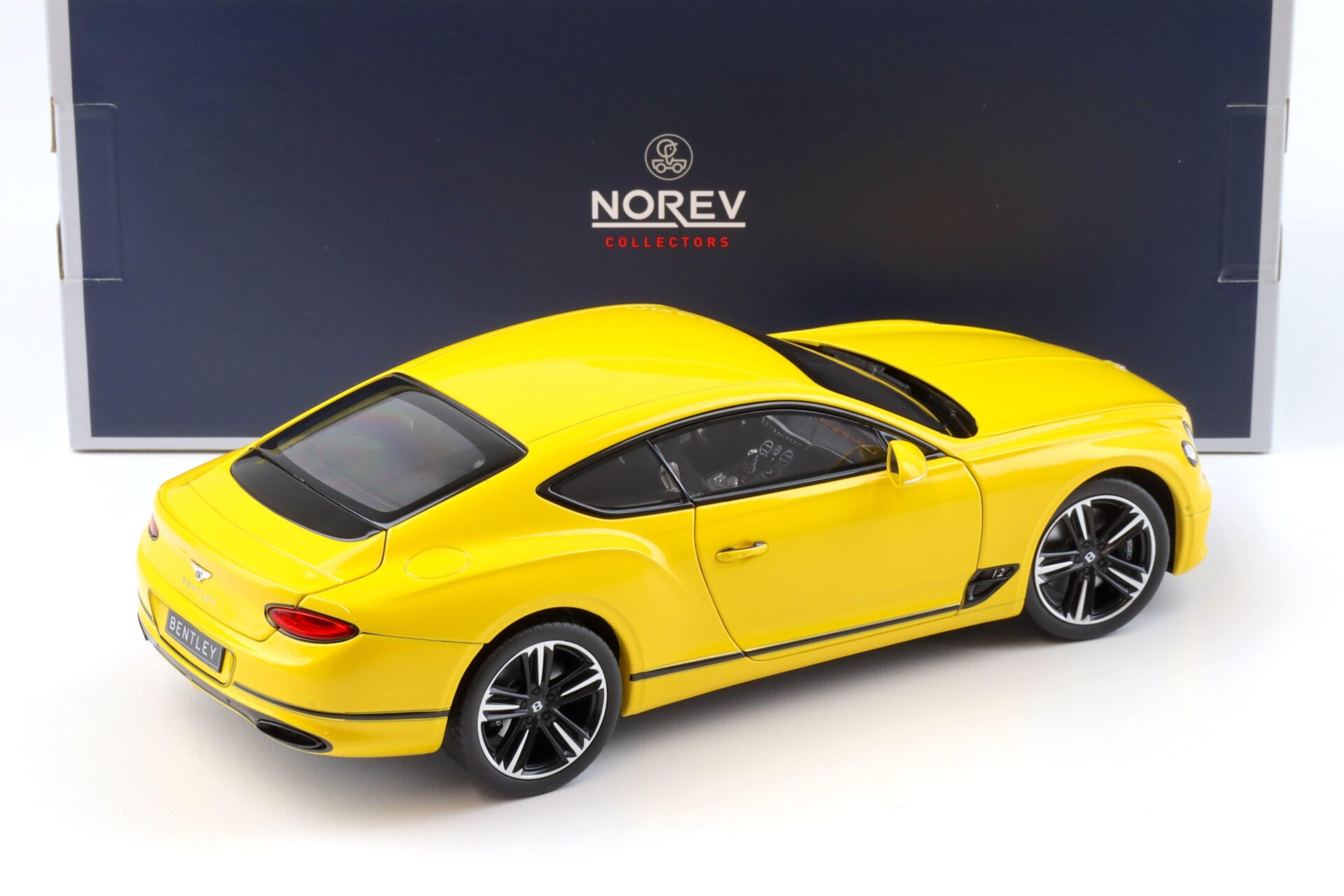 1:18 Norev Bentley Continental GT Coupe 2018 Monaco yellow