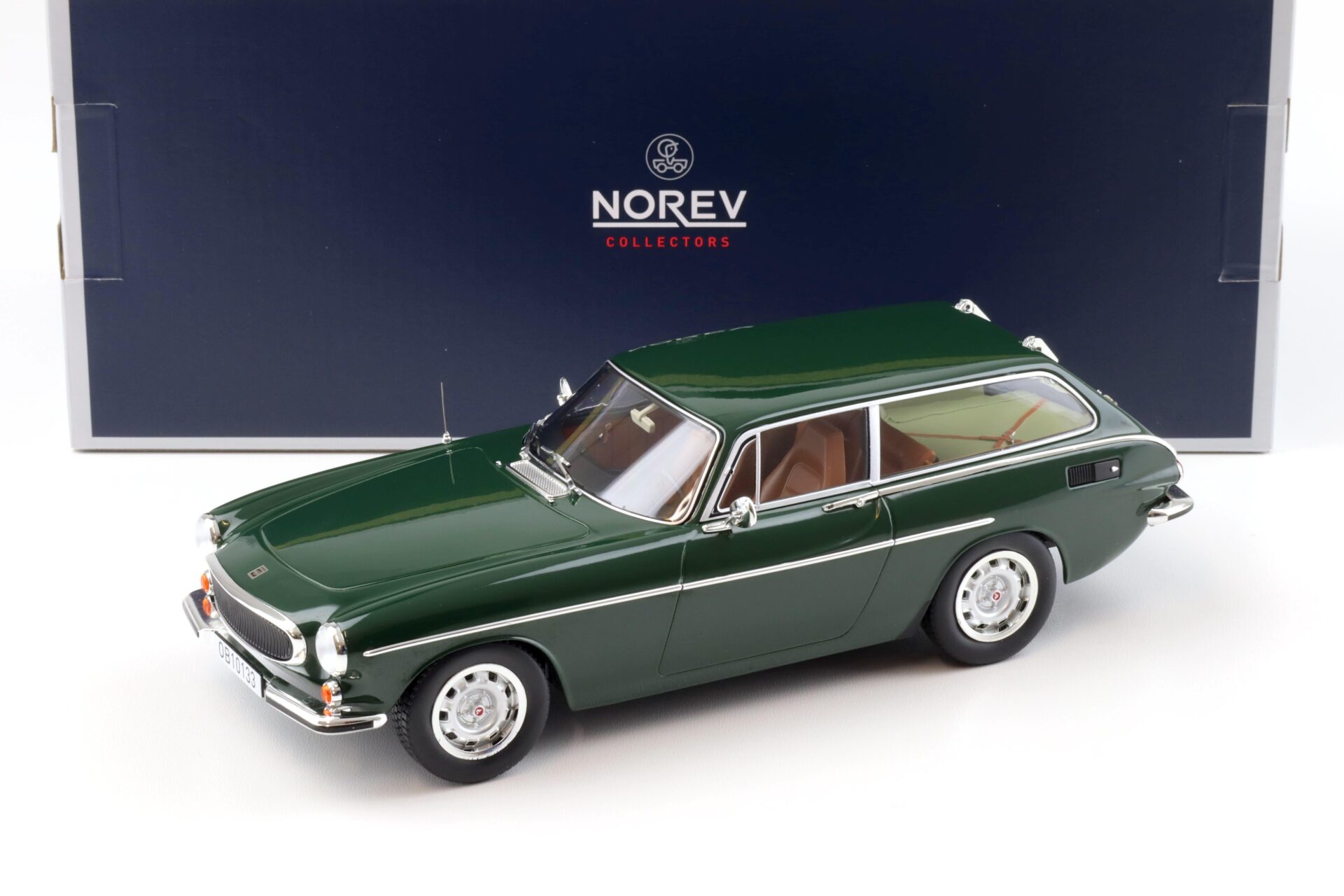 1:18 Norev Volvo 1800 ES 1973 cypres green