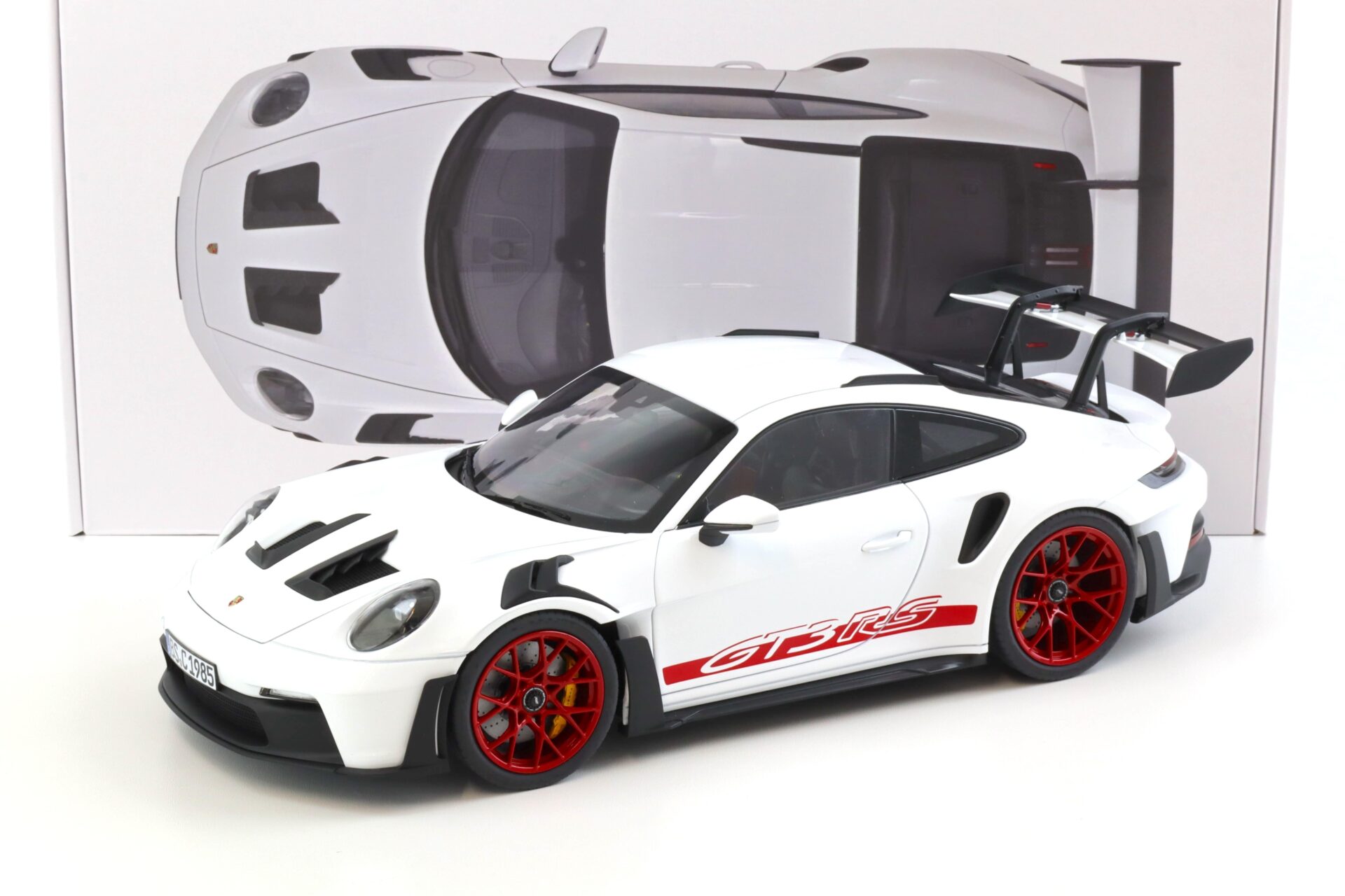 1:12 Norev Porsche 911 992 GT3 RS Coupe 2022 white & Pyro red 127530