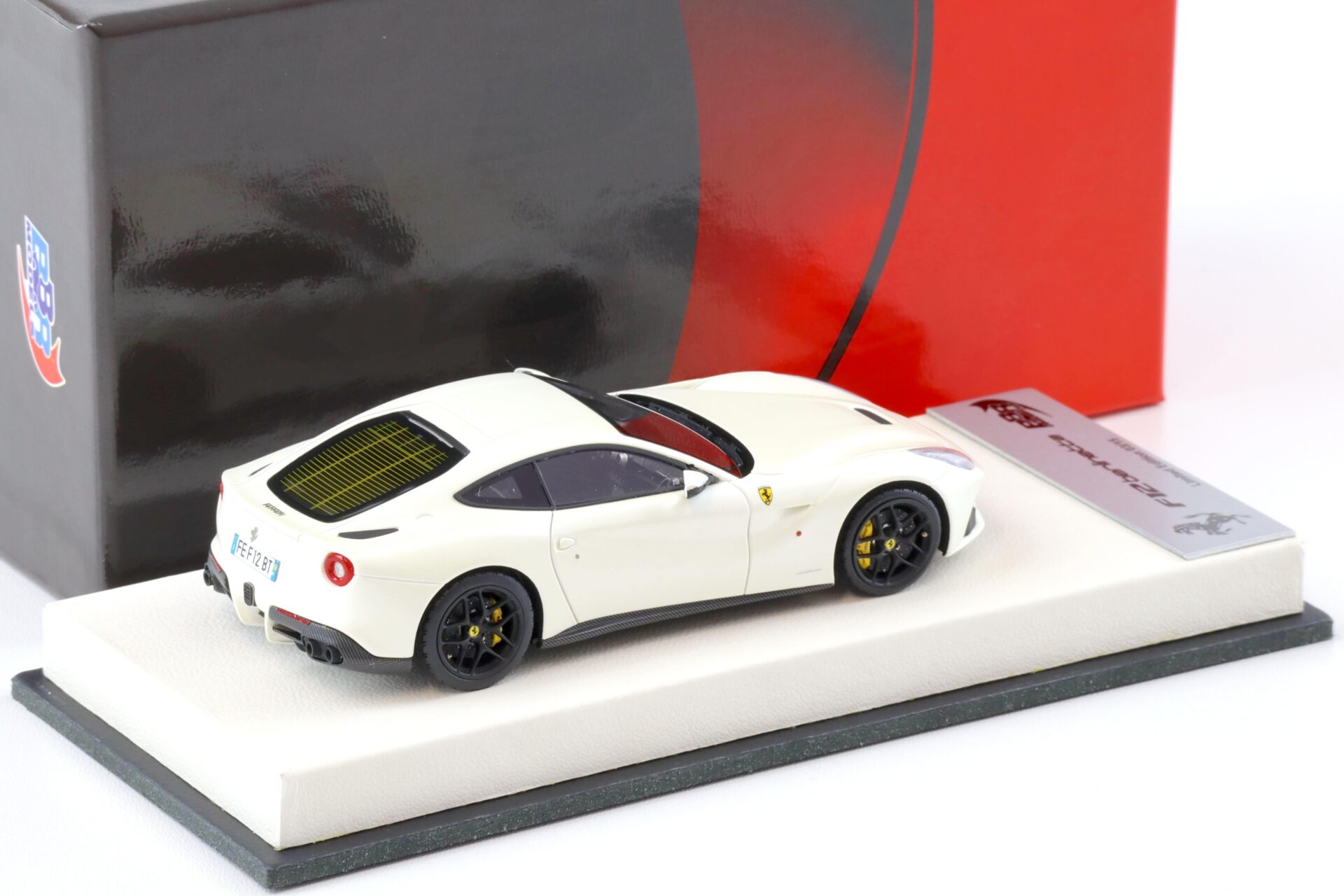1:43 BBR Ferrari F12 Berlinetta Fuji white matt/ white Base - Limited 15 pcs.