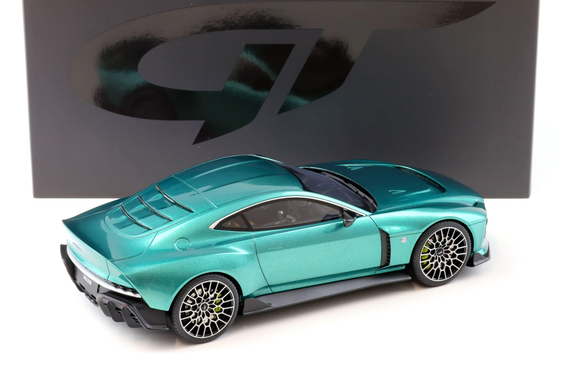 1:18 GT Spirit GT480 Aston Martin Valour Coupe 2024 green metallic