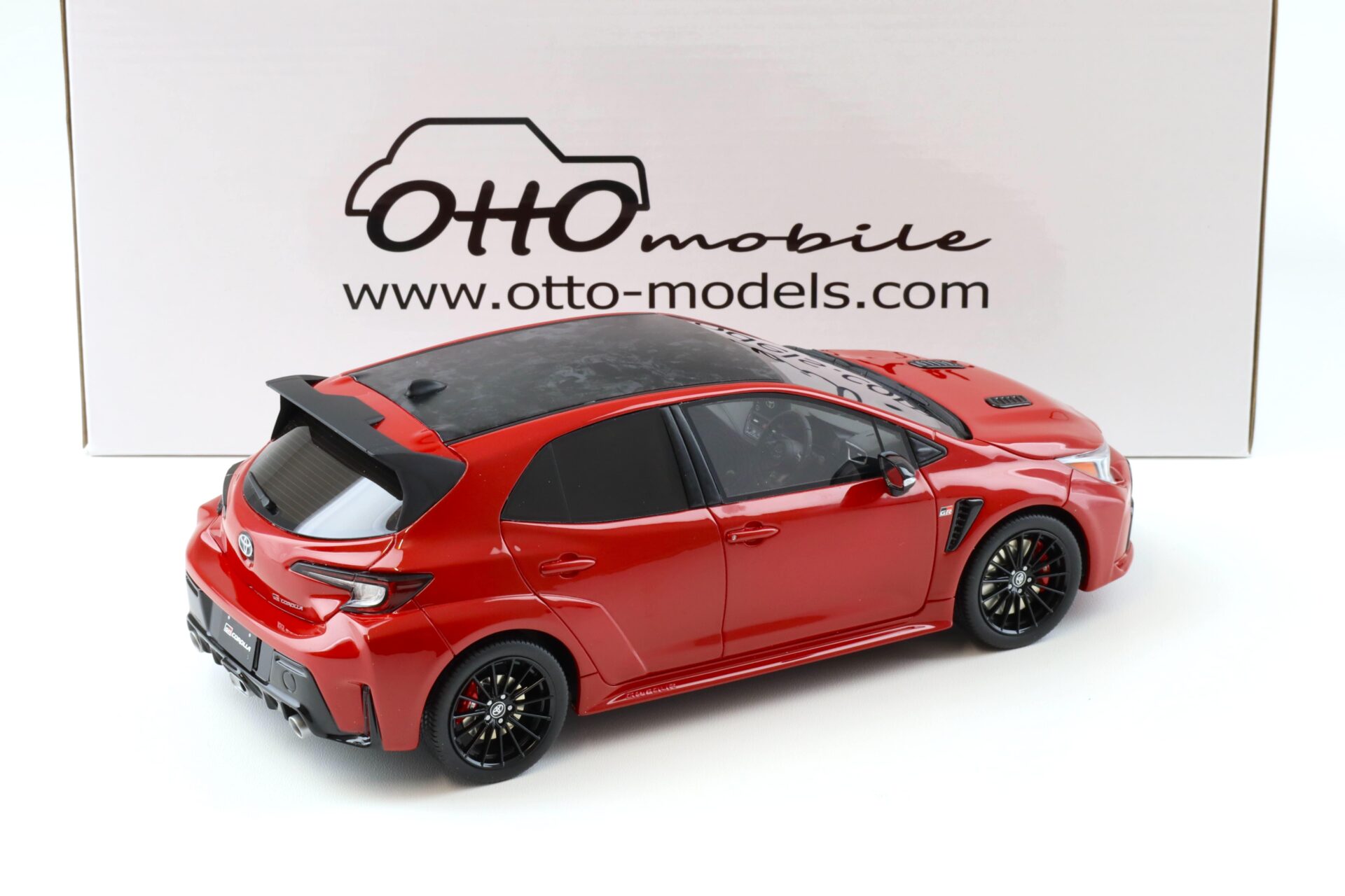 1:18 OTTO mobile OT1072 Toyota Corolla GR Circuit Edition 2022 Supersonic red