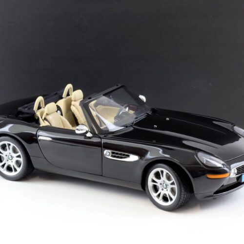 1:12 Kyosho BMW Z8 Roadster black/ beige interior DEALER VERSION