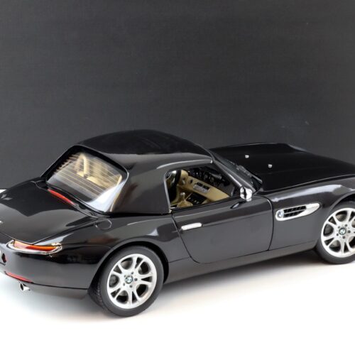 1:12 Kyosho BMW Z8 Roadster black/ beige interior DEALER VERSION