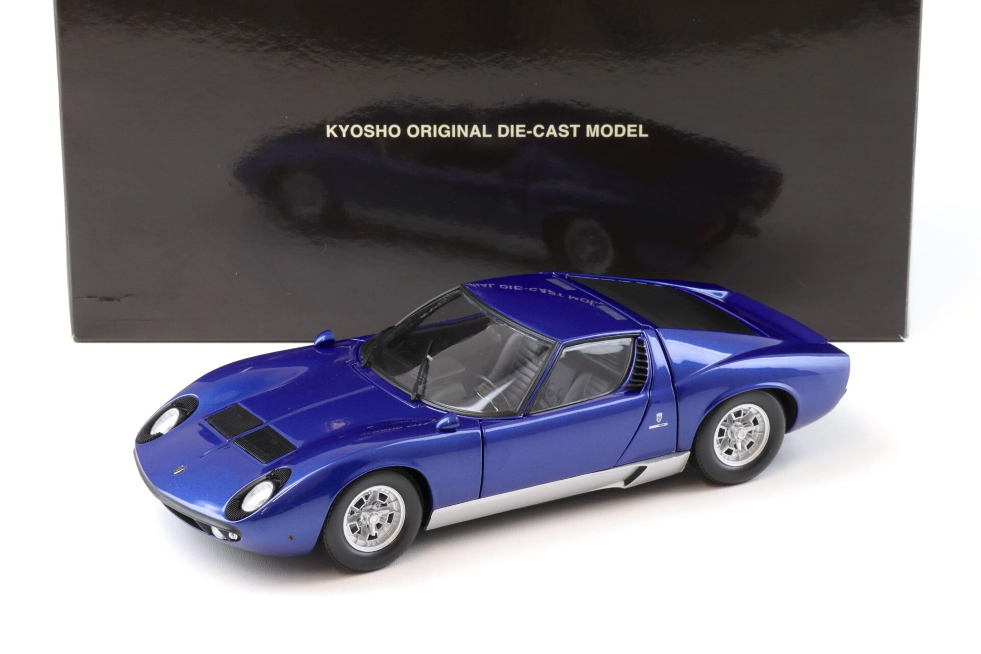 1:18 Kyosho Lamborghini Miura P400 Coupe blue metallic 08312BM