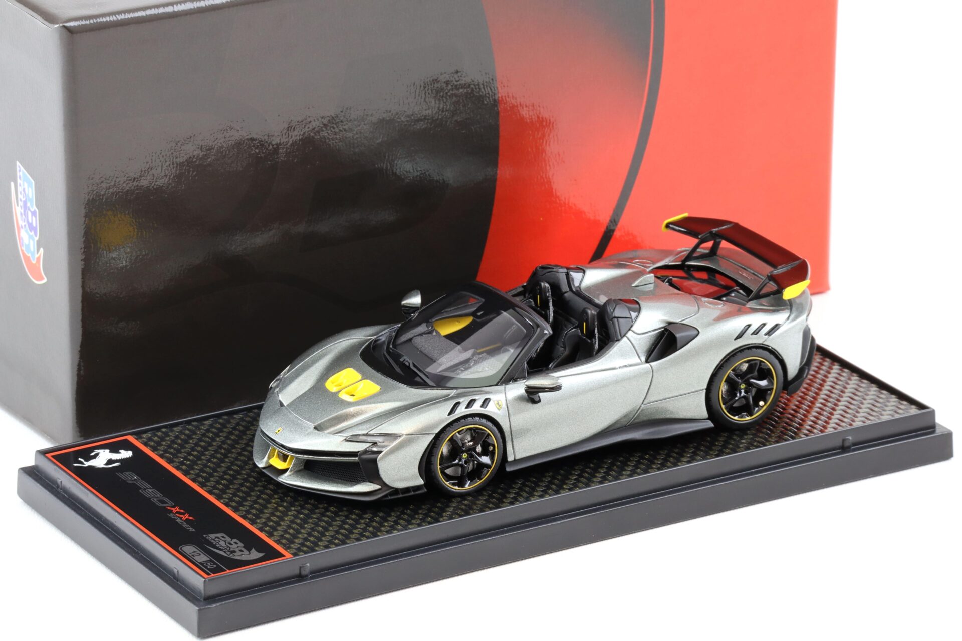1:43 BBR Ferrari SF90 XX Spider Grigio Competizione grey - Limited 50 pcs.