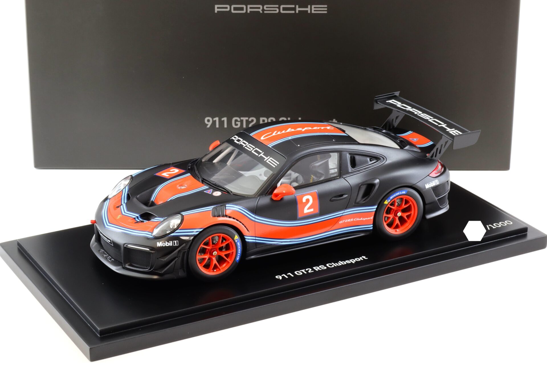 1:18 Spark Porsche 911 (991 II) GT2 RS Clubsport matt black #2 WAP DEALER