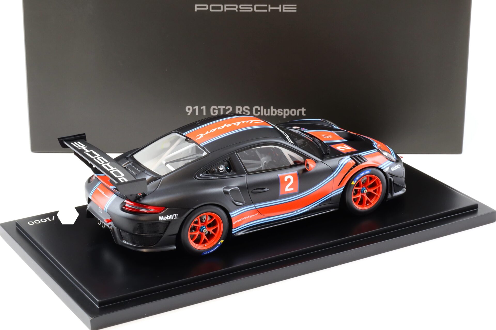 1:18 Spark Porsche 911 (991 II) GT2 RS Clubsport matt black #2 WAP DEALER