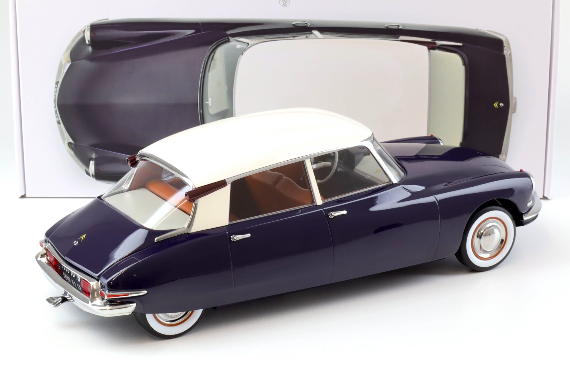 1:12 Norev Citroen DS 19 purple & Champagne 1955