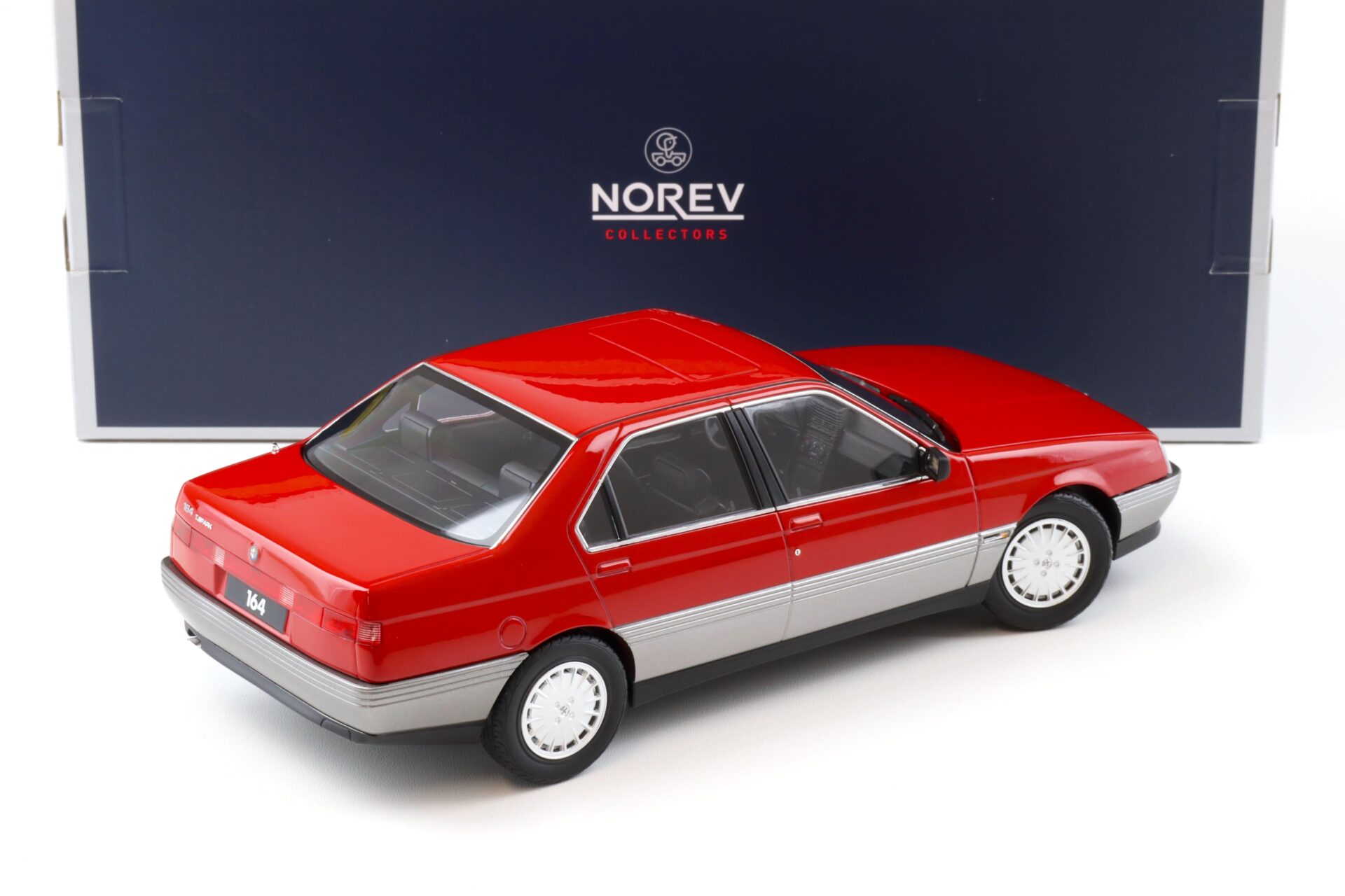 1:18 Norev Alfa Romeo 164 Limousine 1991 Rosso Alfa red/ grey metallic