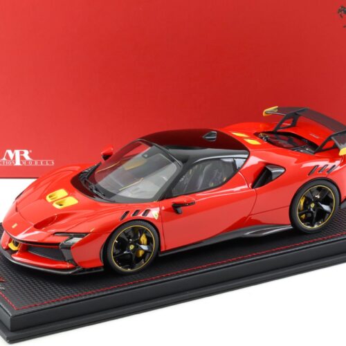1:18 MR Collection Ferrari SF90 XX Stradale Rosso Scuderia with display - Limited 99 pcs.