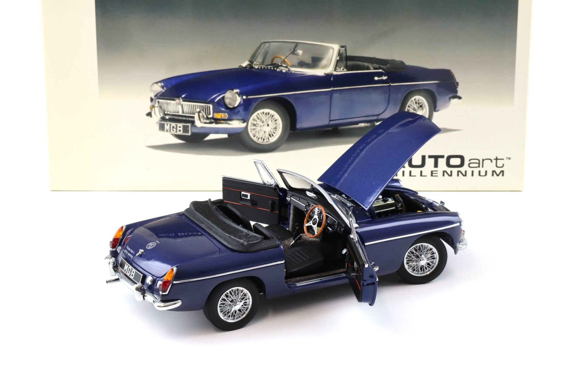 1:18 AUTOart MGB Roadster MK II Pageant 1969 blue metallic 76611