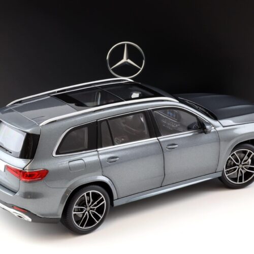 1:18 Jaditoys Mercedes GLS X167 Selenite grey metallic 2019 DEALER VERSION