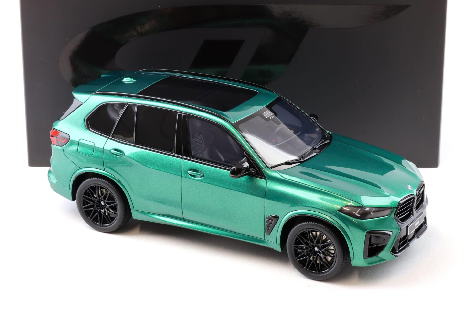 1:18 GT Spirit GT490 BMW X5 M Competition G05 Isle of Man green 2003