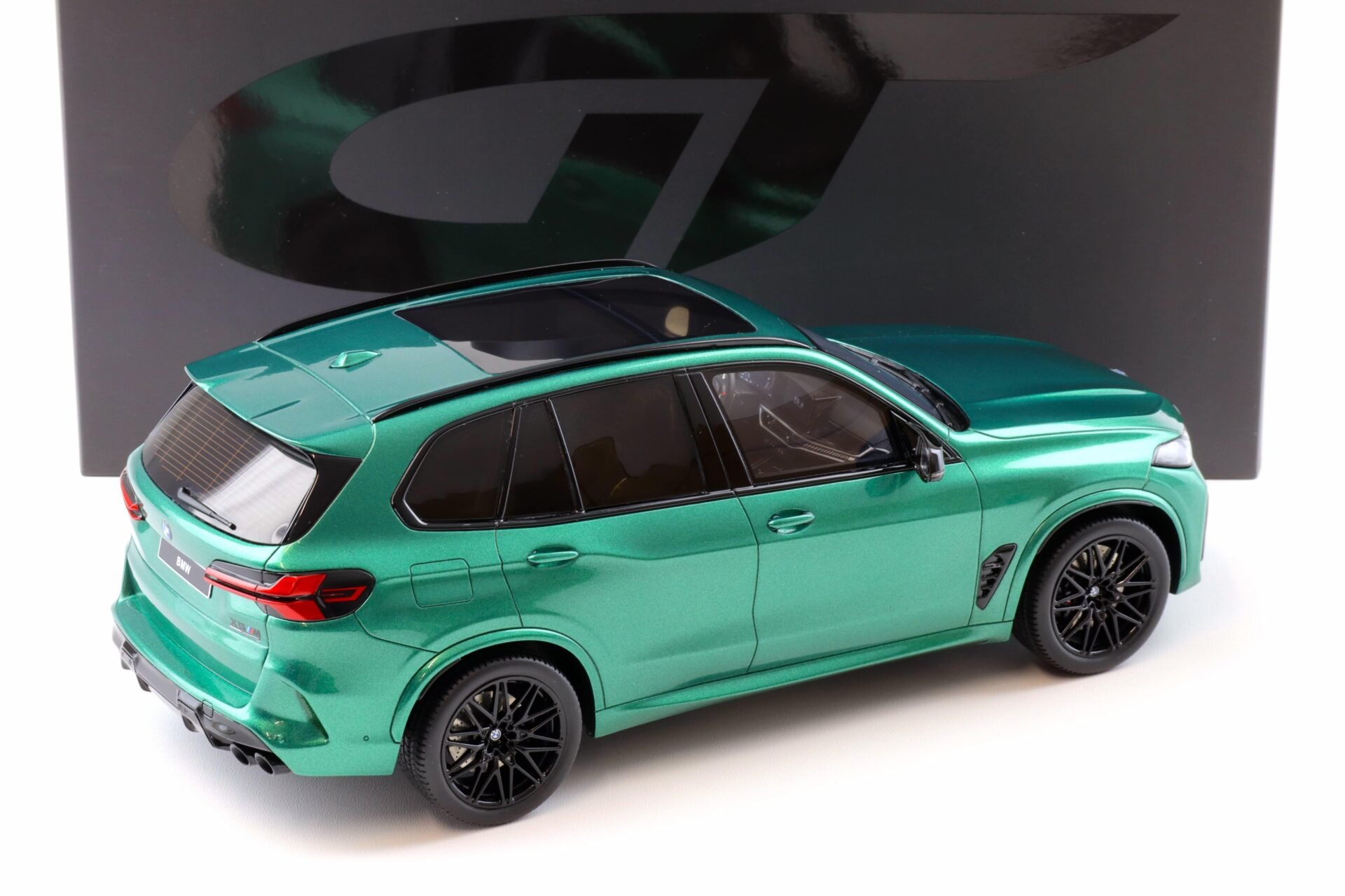 1:18 GT Spirit GT490 BMW X5 M Competition G05 Isle of Man green 2003