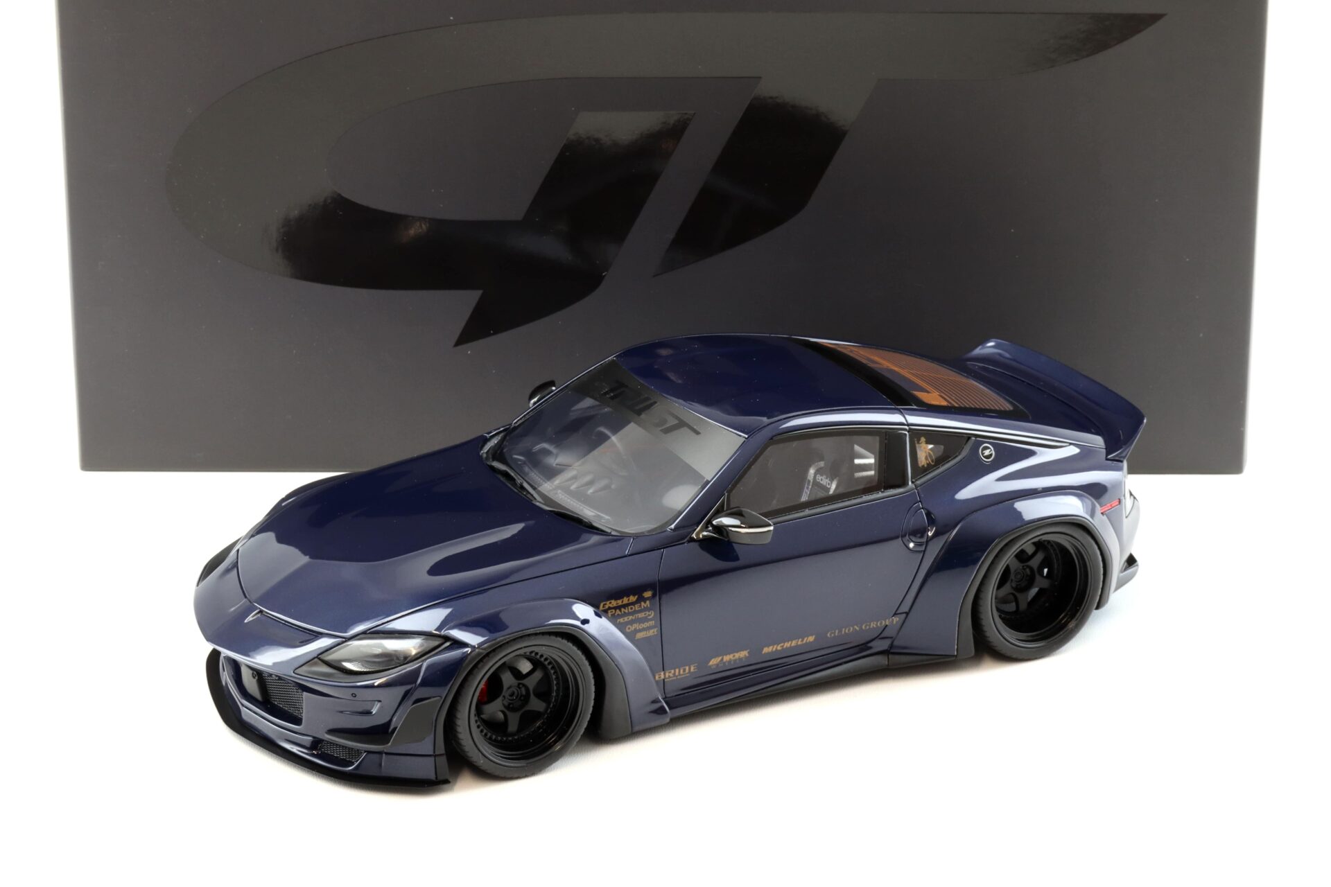 1:18 GT Spirit GT494 Nissan 400Z Coupe by Pandem Midnight blue 2023