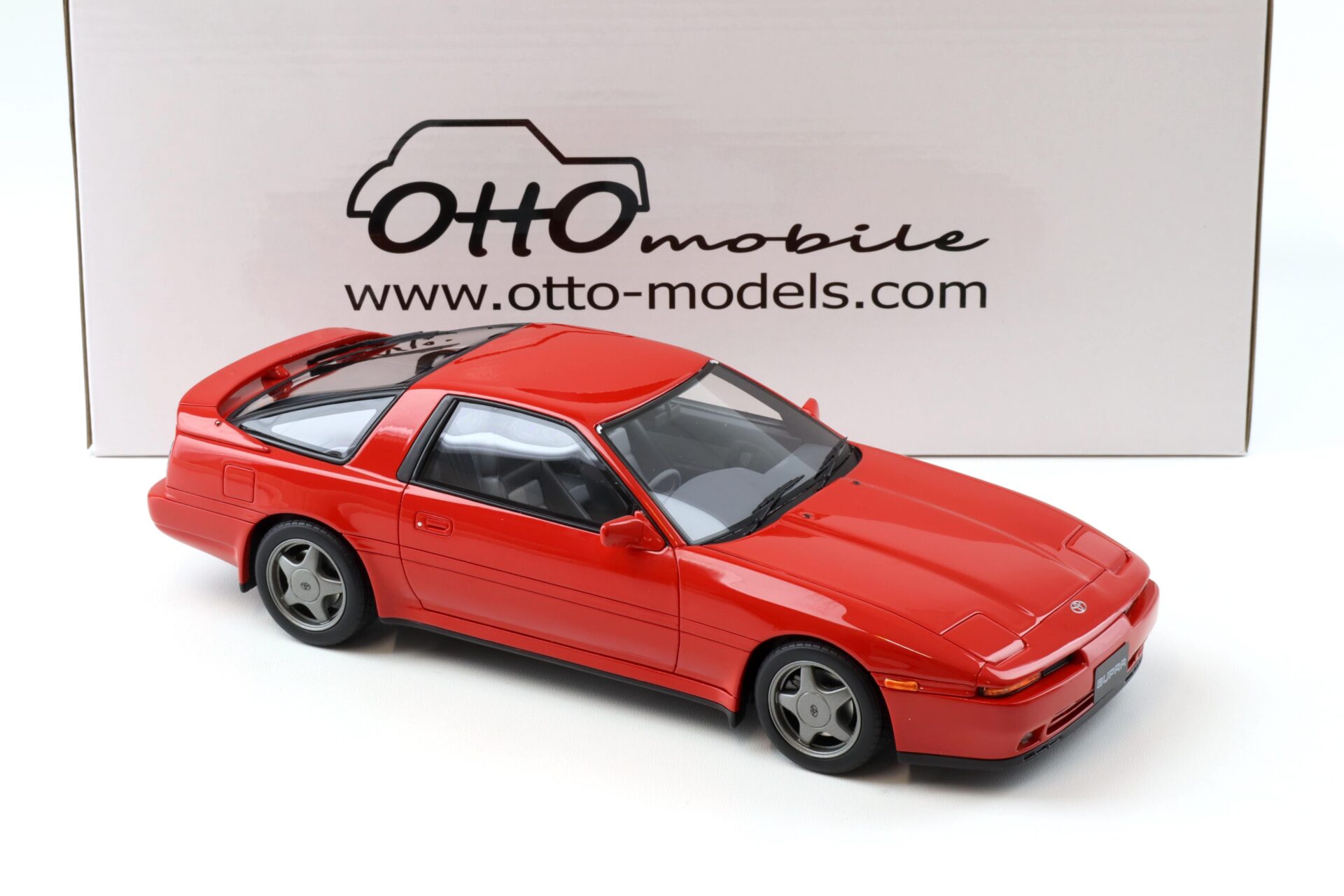 1:18 OTTO mobile OT1144 Toyota Supra MK3 Coupe Super red 1986